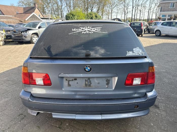 BMW 5 serie Touring 520i 24V Sloopvoertuig (2001, Blauw)