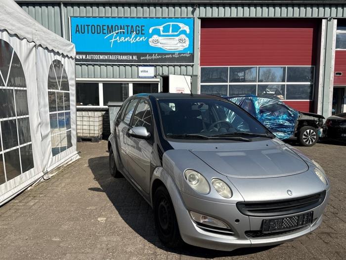 Smart Forfour 1.0 12V Sloopvoertuig (2006, Zwart)