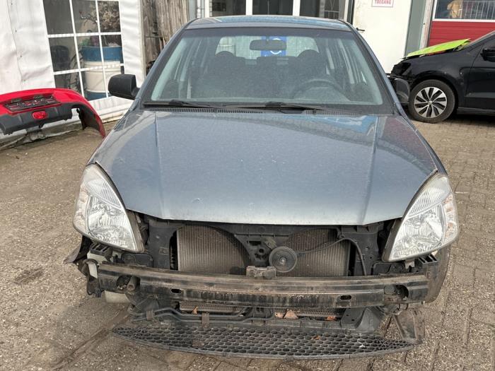 Kia Rio II 1.4 16V Sloopvoertuig (2006, Grijs)