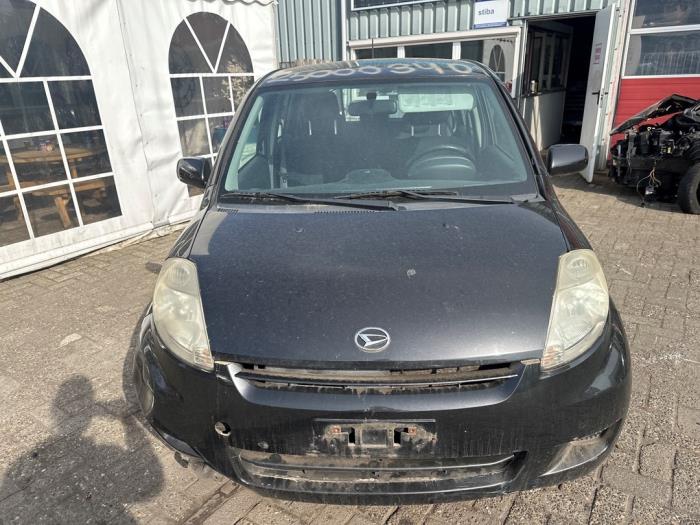 Daihatsu Sirion 2 1.0 12V DVVT Sloopvoertuig (2008, Zwart)