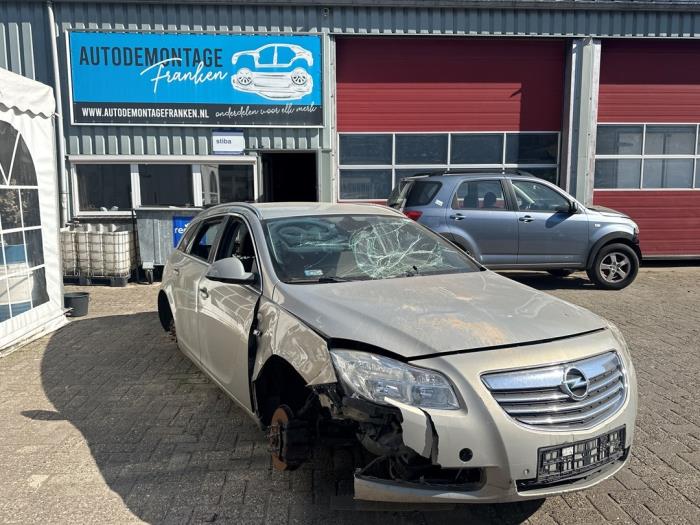 Opel Insignia Sports Tourer 1.8 16V Ecotec Sloopvoertuig (2010, Grijs)