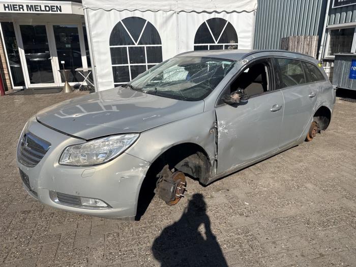 Opel Insignia Sports Tourer 1.8 16V Ecotec Sloopvoertuig (2010, Grijs)