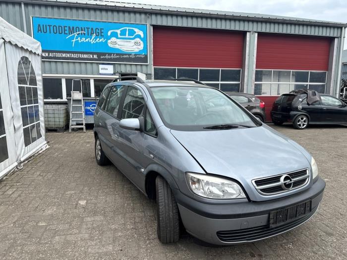 Opel Zafira 1.6 16V Sloopvoertuig (2003, Grijs)