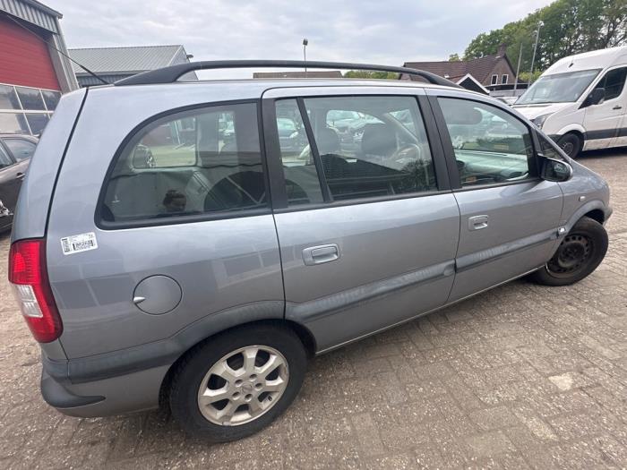 Opel Zafira 1.6 16V Sloopvoertuig (2003, Grijs)