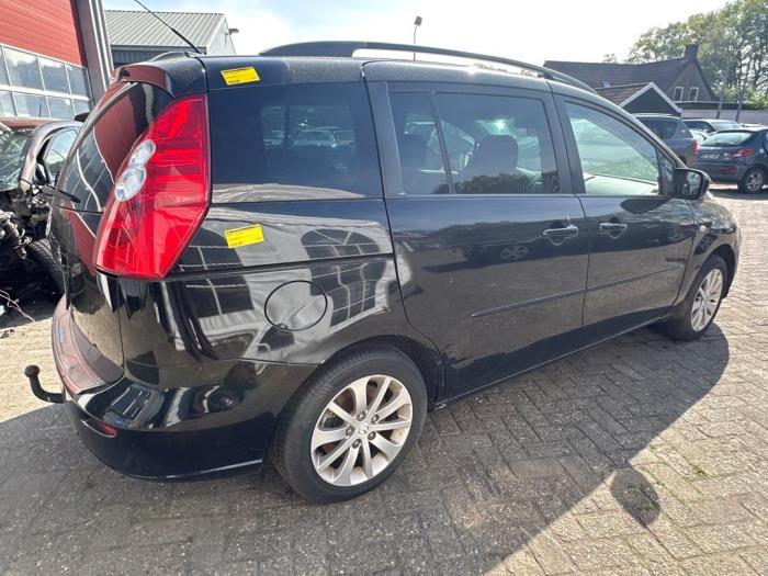 Mazda 5 1.8i 16V Sloopvoertuig (2006, Zwart)