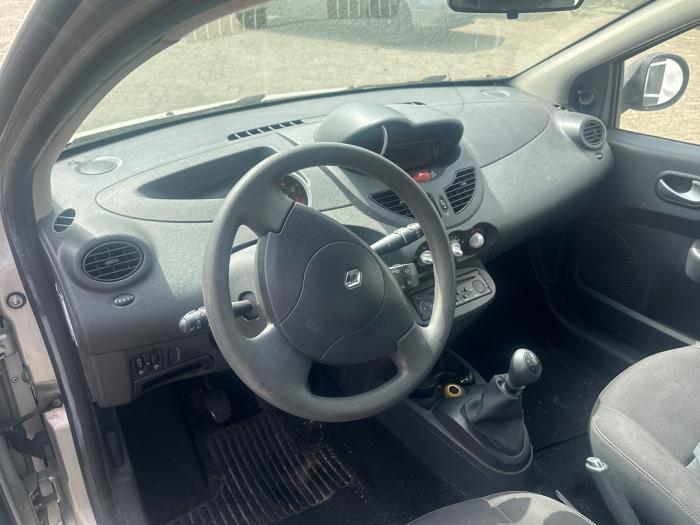 Renault Twingo II 1.2 16V Sloopvoertuig (2009, Zilvergrijs)