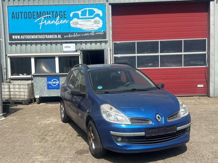 Renault Clio III Estate/Grandtour 1.2 16V 75 Sloopvoertuig (2008, Blauw)