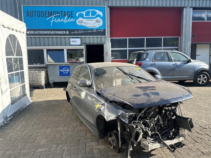 BMW 1 serie 116i 2.0 16V Sloopvoertuig (2011, Grijs)