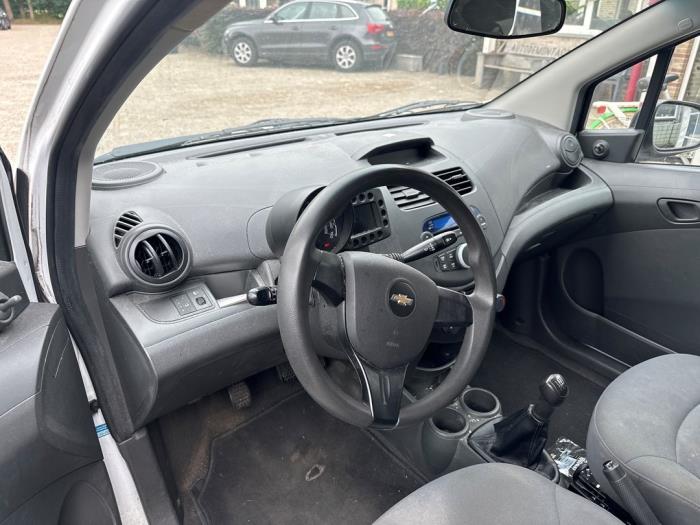 Chevrolet Spark 1.0 16V Bifuel Sloopvoertuig (2012, Wit)