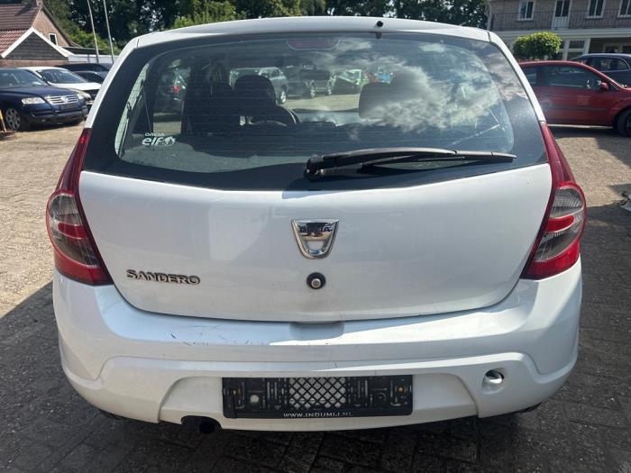 Dacia Sandero I 1.2 16V Sloopvoertuig (2011, Wit)