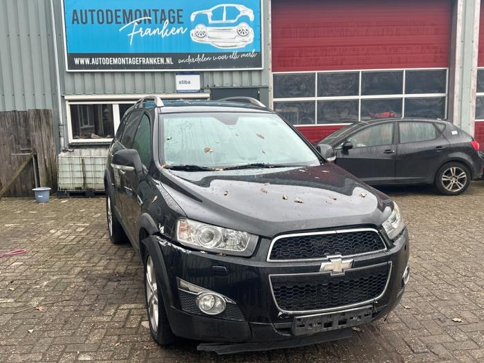 Chevrolet Captiva 2.2 D 16V 4x4 Sloopvoertuig (2011, Zwart)