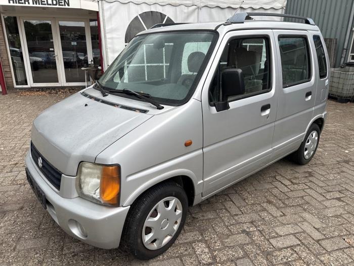 Suzuki Wagon-R+ 1.2 16V Sloopvoertuig (1999, Zilvergrijs)