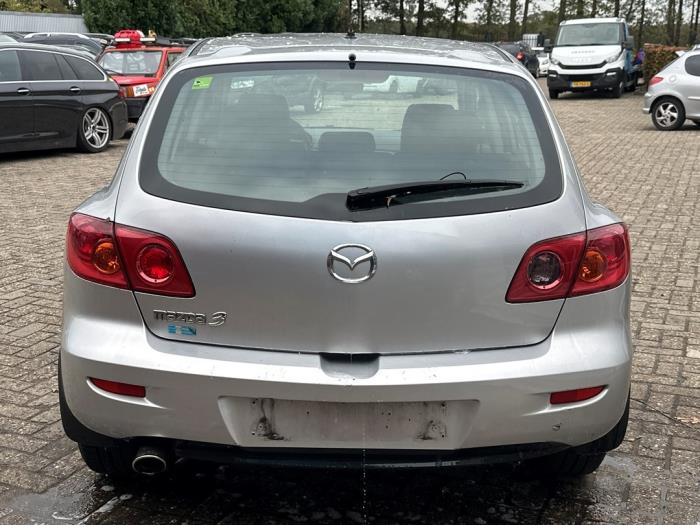 Mazda 3 Sport 1.6i 16V Sloopvoertuig (2003, Zilvergrijs)