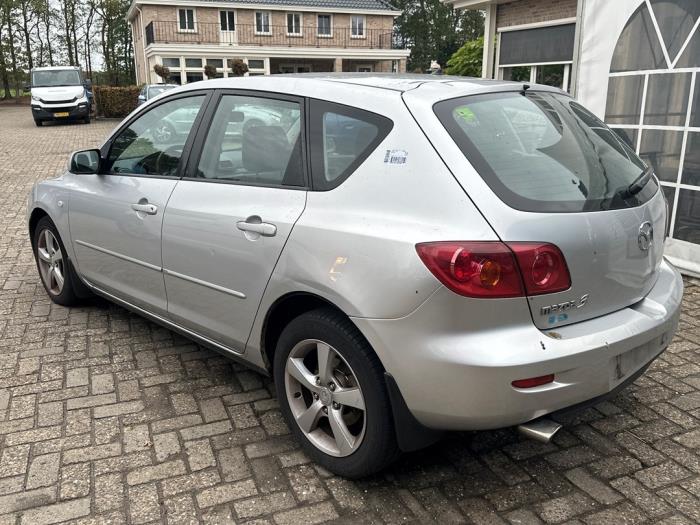 Mazda 3 Sport 1.6i 16V Sloopvoertuig (2003, Zilvergrijs)