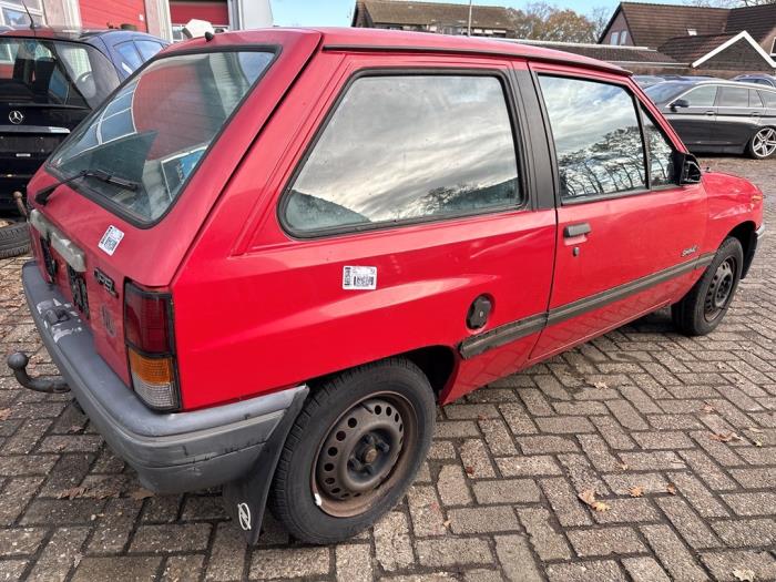 Opel Corsa A 1.4 i City,Swing,GL,Joy Kat. Sloopvoertuig (1993, Rood)