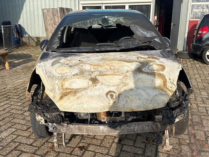 Peugeot 208 I 1.2 Vti 12V PureTech 82 Sloopvoertuig (2013, Grijs)