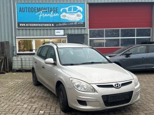 Hyundai i30 Crosswagon 1.6 CRDi 16V VGT HP  (Sloop)