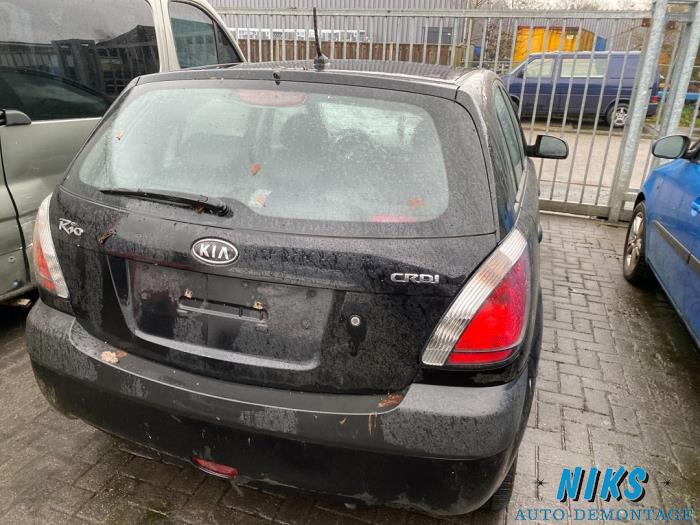 Kia Rio II 1.5 CRDi VGT 16V Sloopvoertuig (2009, Zwart)
