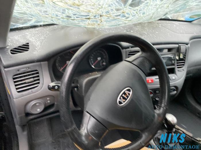 Kia Rio II 1.5 CRDi VGT 16V Sloopvoertuig (2009, Zwart)