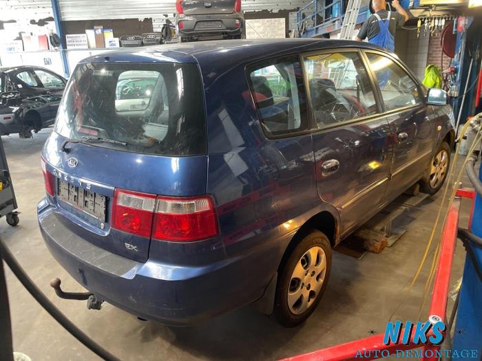 Kia Carens II 2.0i CVVT 16V Sloopvoertuig (2006, Blauw)
