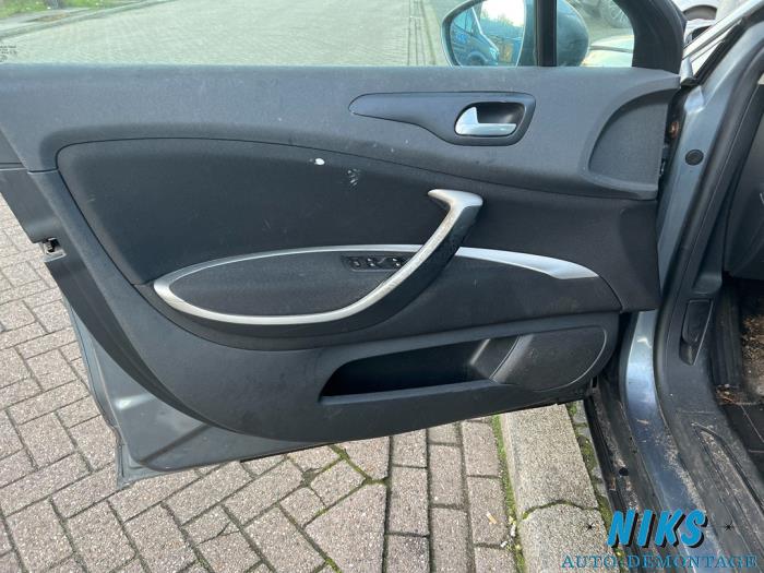 Citroen C5 III Tourer 1.6 HDiF 16V Sloopvoertuig (2008, Grijs)