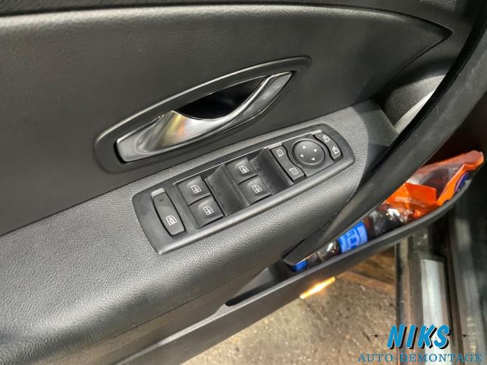 Renault Megane III Grandtour 2.0 16V TCe 180 Sloopvoertuig (2010, Zwart)