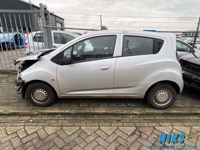 Chevrolet Spark 1.0 16V Sloopvoertuig (2011, Grijs)