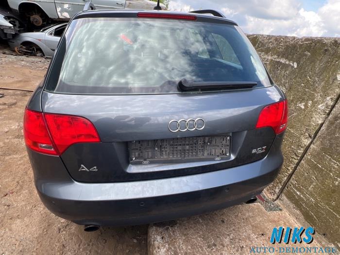 Audi A4 Avant 2.0 TFSI 20V Quattro Sloopvoertuig (2004, Grijs)