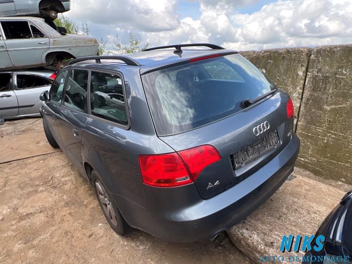 Audi A4 Avant 2.0 TFSI 20V Quattro Sloopvoertuig (2004, Grijs)