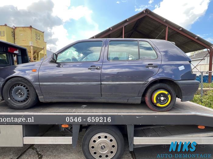 Volkswagen Golf III 1.6 i Sloopvoertuig (1995, Paars)