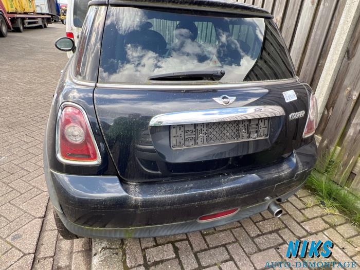 Mini Mini 1.6 16V Cooper Sloopvoertuig (2007, Zwart)