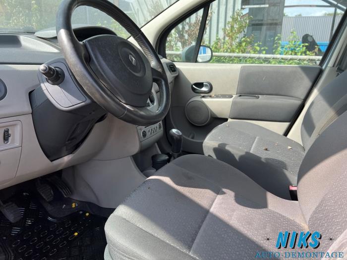 Renault Modus/Grand Modus 1.6 16V Sloopvoertuig (2005, Grijs)