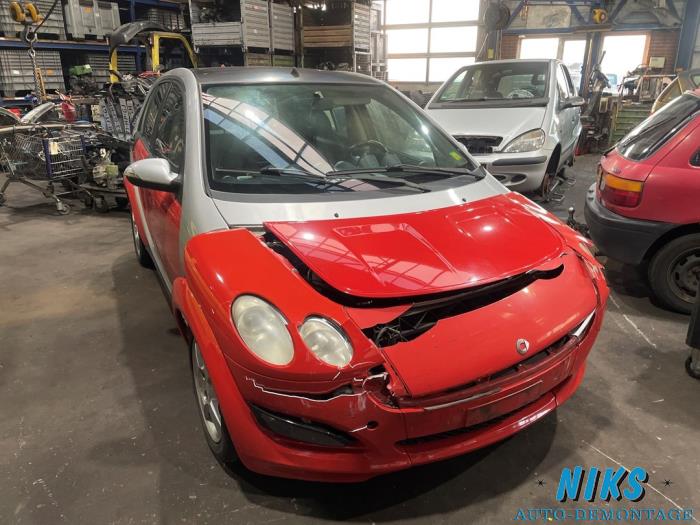 Smart Forfour 1.1 12V Sloopvoertuig (2006, Grijs, Rood)