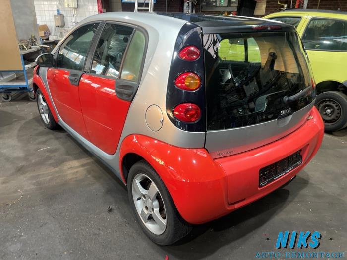 Smart Forfour 1.1 12V Sloopvoertuig (2006, Grijs, Rood)