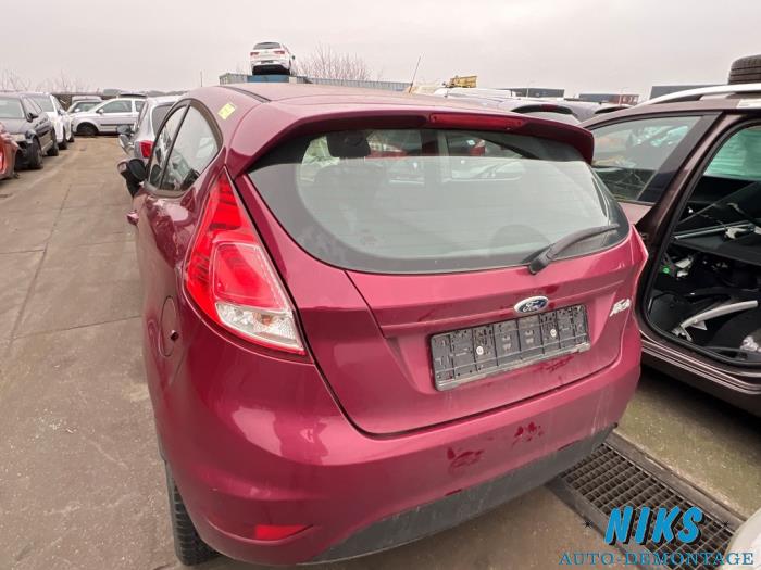 Ford Fiesta 6 1.25 16V Sloopvoertuig (2014, Paars)