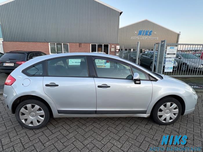 Citroen C4 Berline 1.6 16V Sloopvoertuig (2006, Grijs)