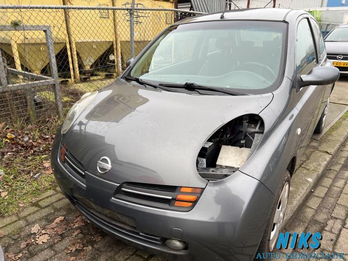 Nissan Micra 1.2 16V Sloopvoertuig (2004, Grijs)