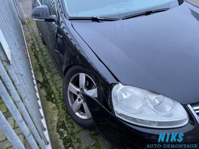 Volkswagen Jetta III 1.6 FSI 16V Sloopvoertuig (2007, Zwart)