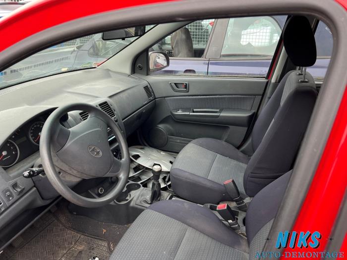 Hyundai Getz 1.1i 12V Sloopvoertuig (2008, Rood)