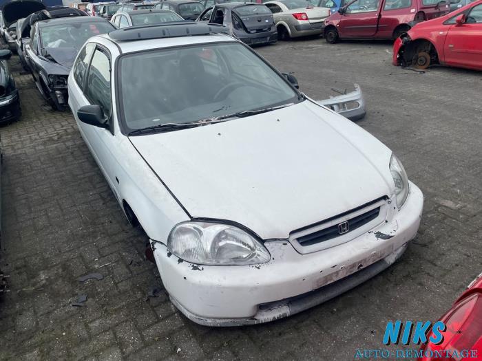 Honda Civic 1.4iS 16V Sloopvoertuig (1996, Wit)