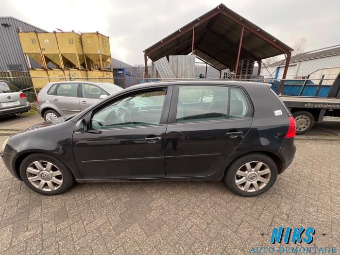 Volkswagen Golf V 1.6 FSI 16V Sloopvoertuig (2004, Zwart)