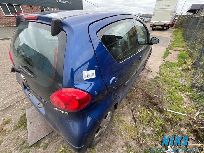 Toyota Aygo 1.0 12V VVT-i Sloopvoertuig (2007, Blauw)