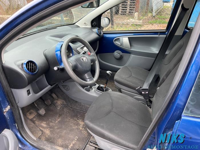 Toyota Aygo 1.0 12V VVT-i Sloopvoertuig (2007, Blauw)