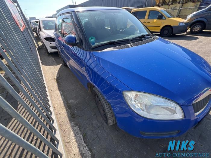 Skoda Fabia II 1.2i 12V Sloopvoertuig (2009, Blauw)