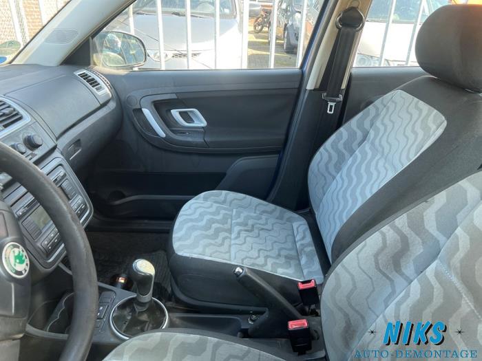 Skoda Fabia II 1.2i 12V Sloopvoertuig (2009, Blauw)