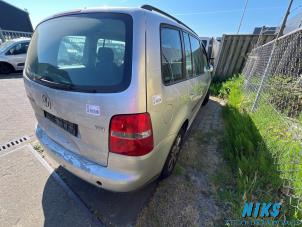 Volkswagen Touran 1.6 FSI 16V  (Sloop)