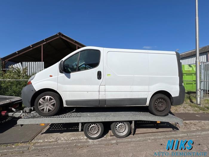 Renault Trafic New 1.9 dCi 82 16V Sloopvoertuig (2005, Graniet)