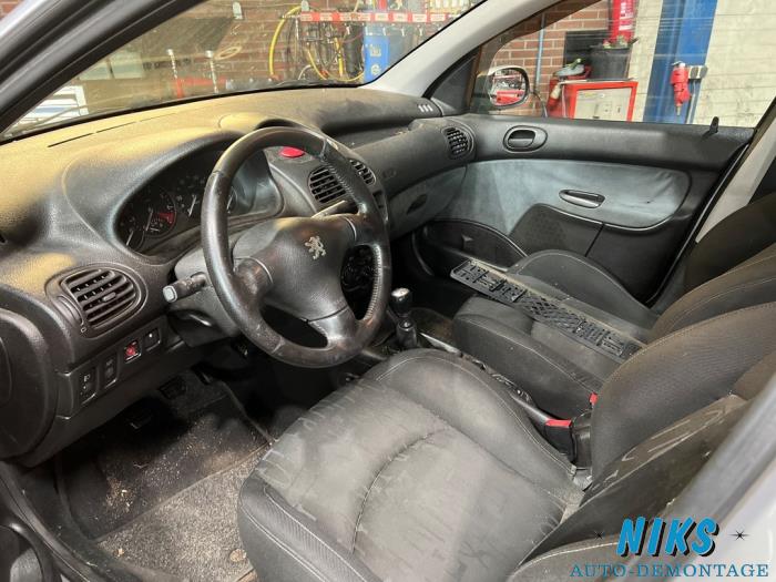 Peugeot 206 1.6 XS,XT Sloopvoertuig (1999, Grijs)