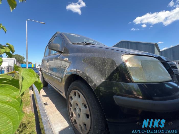 Fiat Panda 1.2 Fire Sloopvoertuig (2004, Zwart)