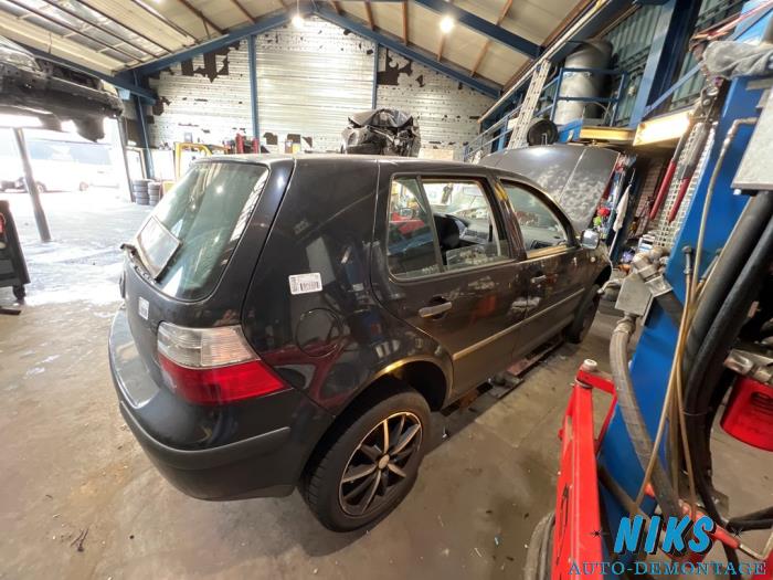 Volkswagen Golf IV 1.6 16V Sloopvoertuig (2001, Zwart)